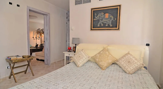 Beach Front Apartment No01