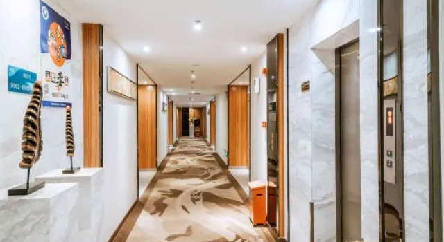Tongxiang Hotel (Dawangshan Forest Park), Boek Hotel Hotels in Guangdong met parkeren, Parkeren