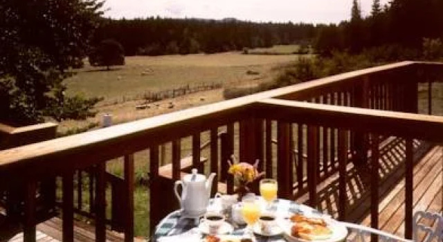 Turtleback Farm Inn, Забронировать Фермерский дом Истсаунд Orcas Island
