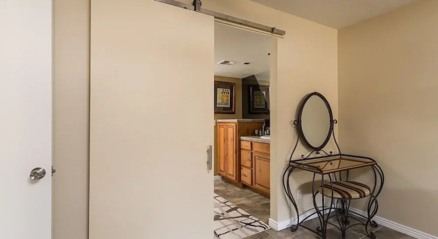 Vista Del Sol 2 BR by Casago, Забронировать Отель Отели Скотсдейл с парковкой, Парковка