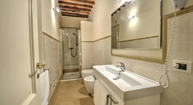 Апартаменты Lucca Cycling Holidays Il Tiglio Rooms