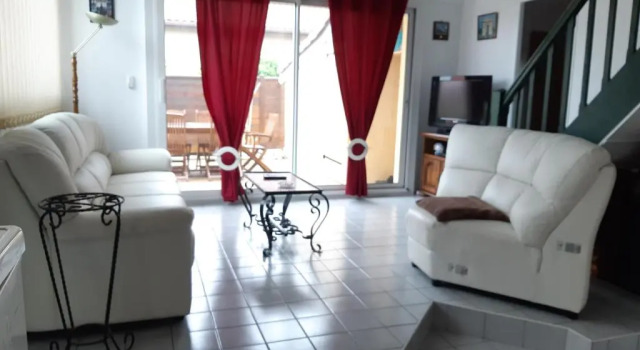 Коттедж Villa patio à 200m de la plage à Capbreton