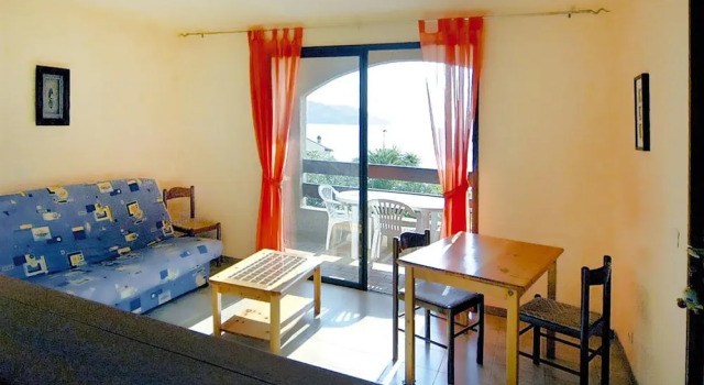 Tiuccia Beachside Apartment for 6, Varaa Huoneisto  