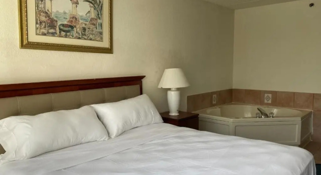 Люкс Miami Gardens Inn & Suites