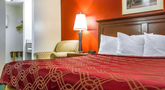 Двухместный номер Standard Rodeway Inn & Suites Brunswick near Hwy 1