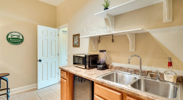 Коттедж с 3 комнатами Pet-friendly Home w/ Sunroom in Blue Ridge Mtns!