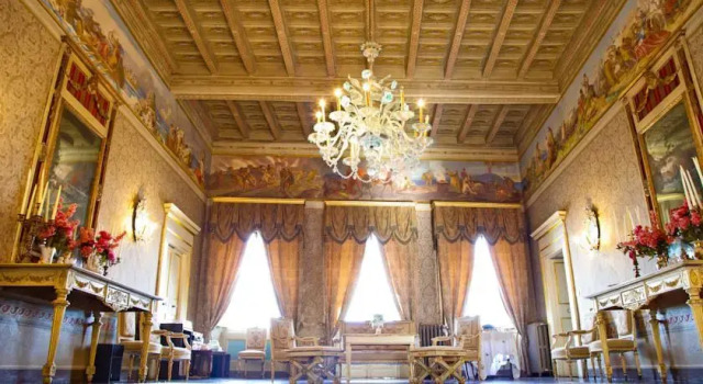 Palazzo Pucci B&B