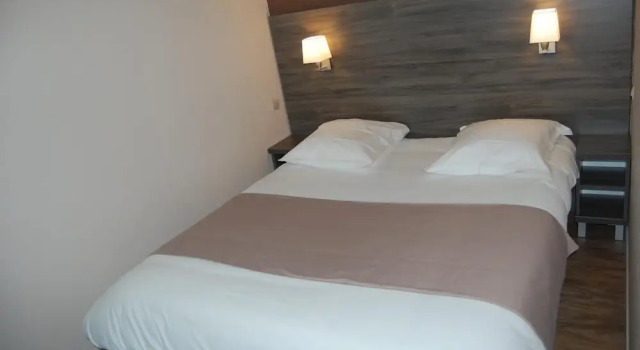 Des Portes De Meuse, Book Hotel Pagny-sur-Meuse 