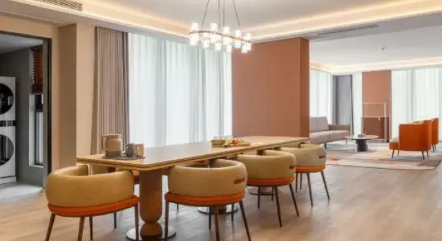 Семейный люкс с 2 комнатами Leston Hotel