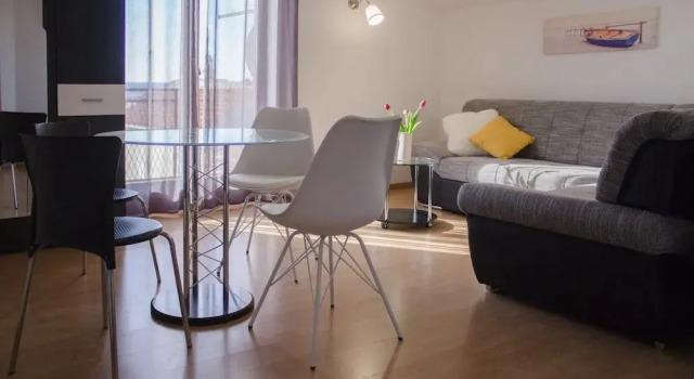 Apartments Ivo 1728