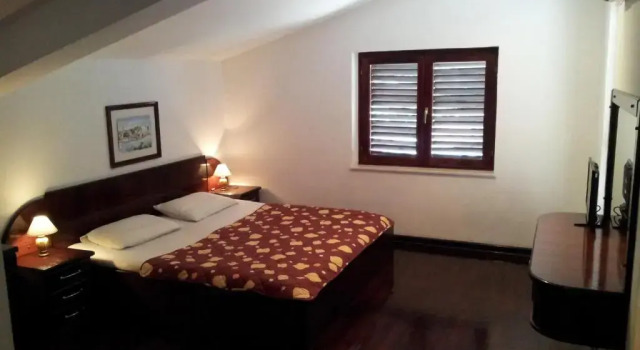 Четырёхместный номер Comfort с балконом и с видом на море Villa Sara Guesthouse