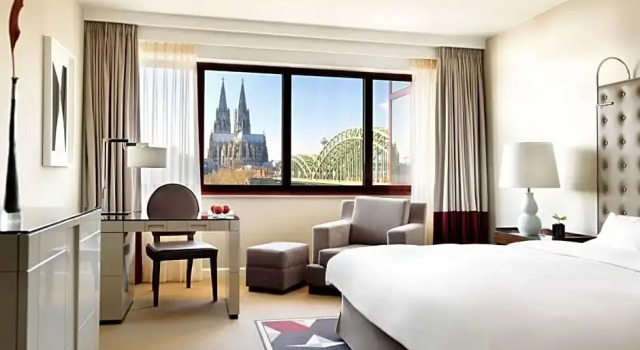 Двухместный номер с видом на Рейн Hyatt Regency Köln