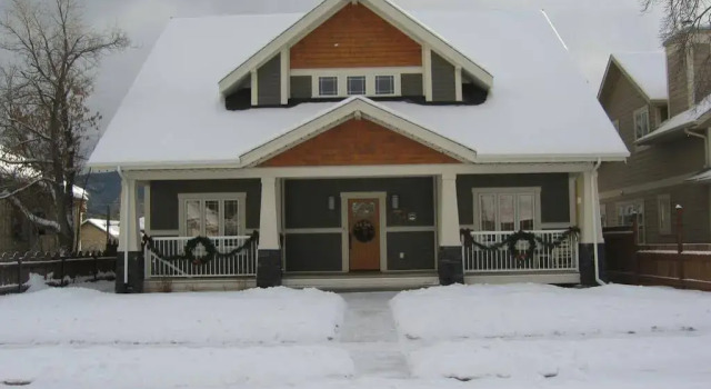 Fitzhugh House Guest Accomodation, Rezerwuj Pensjonat Pensjonaty w Alberta, Pensjonat