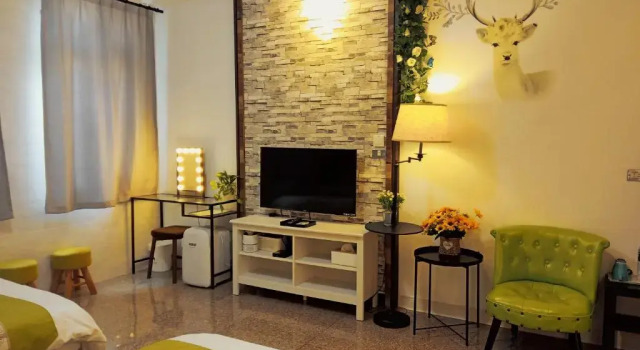 Номер Standard Lu-Kang Traveler Inns