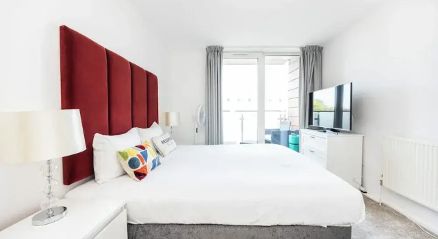 Hide Out Two Bed Apartment at ExCeL, Varaa Huoneisto Hotellit Suur-Lontoo pysäköinnillä, Pysäköinti
