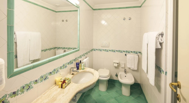 Двухместный номер Comfort Hotel Continental Mare