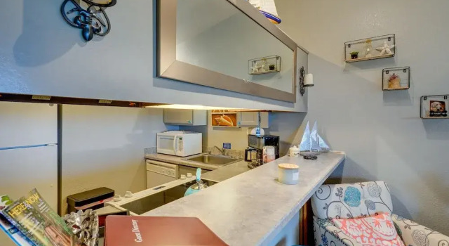 Dog-friendly Ocean Shores Condo w/ Balcony & Views, Reserva ahora Hotel Ocean Shores Washington (state)