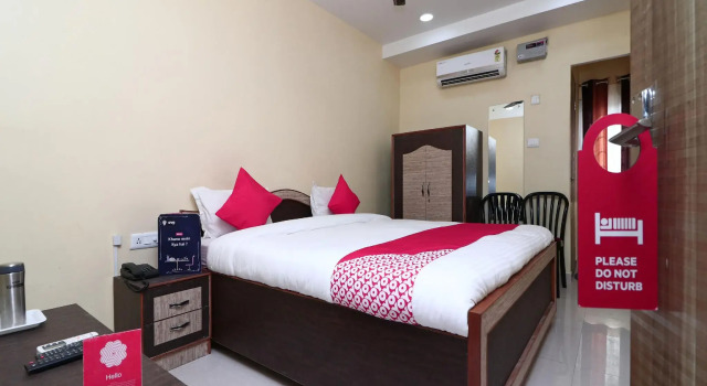 OYO 15355 Govind Guest House, Забронировать Гостевой дом Отели Горакхпур с завтраком, Завтраки