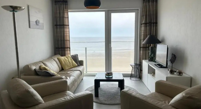 Appartement met 2 slaapkamers op zeedijk Middelkerke, Prenota Appartamento Middelkerke 