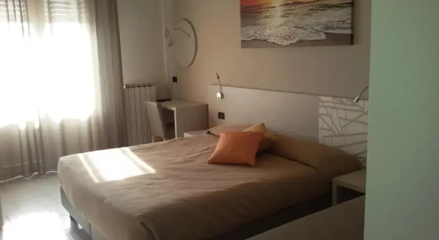 Трёхместный номер Standard с балконом и с видом на море Hotel Cinzia