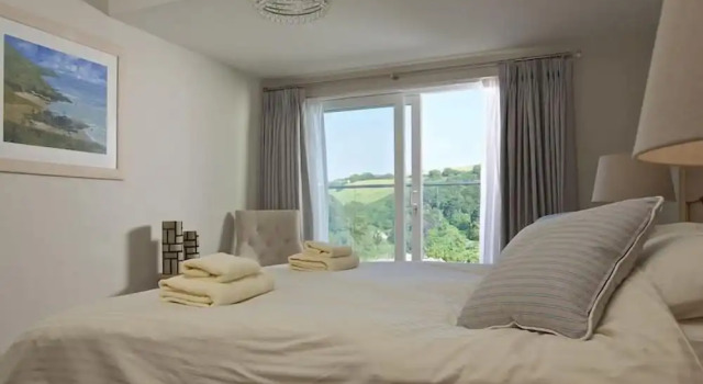 Căsuță cu balcon 2 Hamstone Court