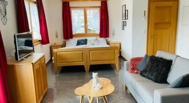 Bel-Häx, Varaa Hotelli Naters Belalp