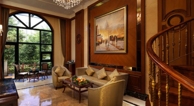 Chongqing Auwi Hotel, Rezerwuj Hotel Hotele w Chongqing z basenem, Basen