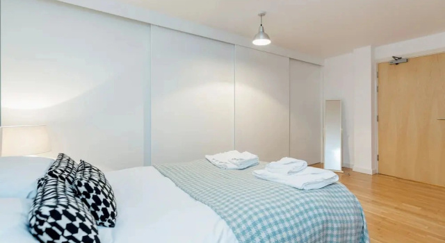 Апартаменты The Bateman's Shoreditch 2 Bed Flat by BaseToGo
