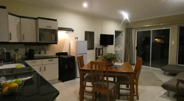 Апартаменты Mackenzies Accommodation