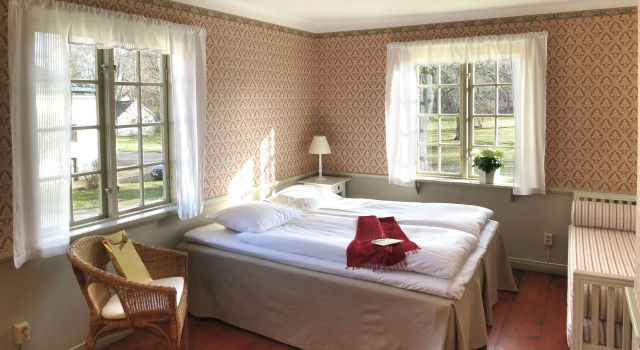 Hotell Dahlströmska gården, Забронировать Отель «постель и завтрак» Отели Vättern с завтраком, Завтраки
