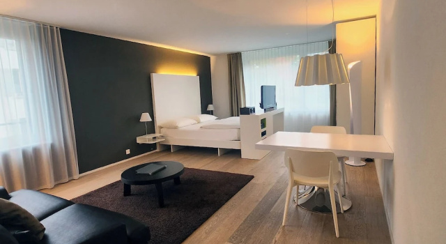 Студия Superior City Apartments