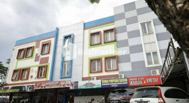 Radja Homestay Kendari RedPartner, Book Hotel Hotels in Sulawesi with Parking, Parking