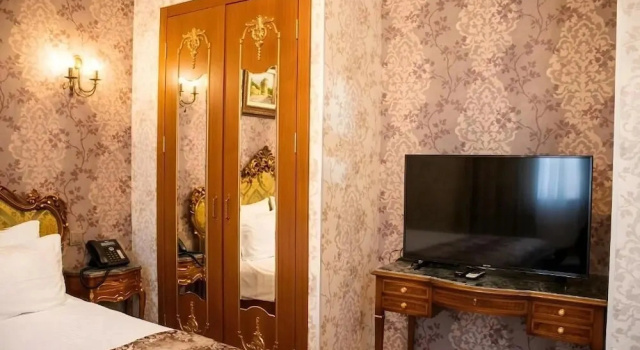 Luna Hotel & Terrace, Забронировать Отель Отели Баку 3 звезды, рядом с Станция метро Низами, 3*