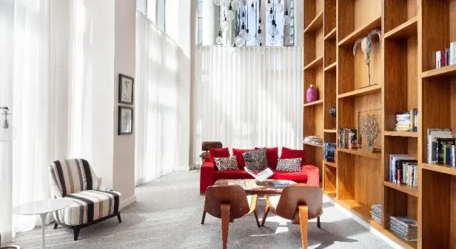 Номер Standard Lincoln Plaza One-Bedroom Apartments