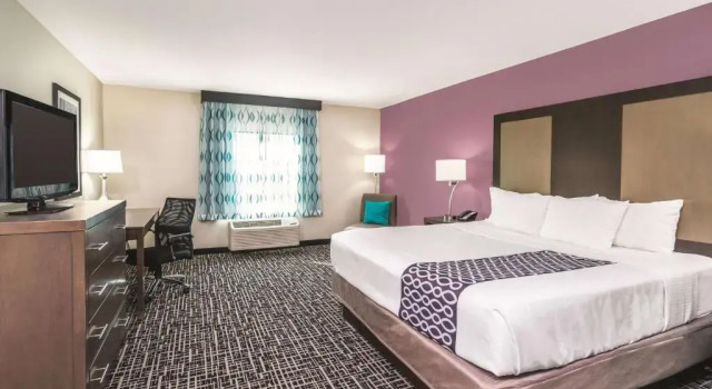 Номер Standard La Quinta by Wyndham Loudon