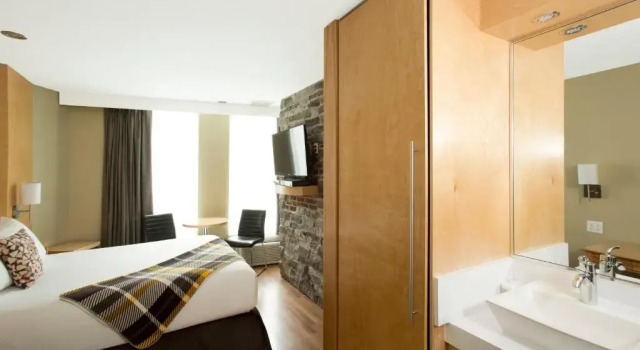 Двухместный номер Standard Hotel du Vieux Quebec