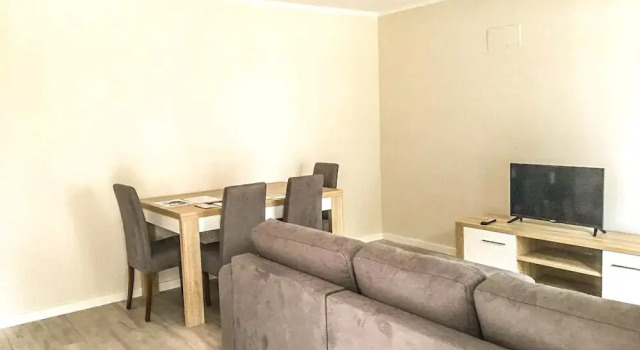 Furnaka Village EcoSurf, Rezervovat Hotel Hotely v Oeste s parkováním, Parkování