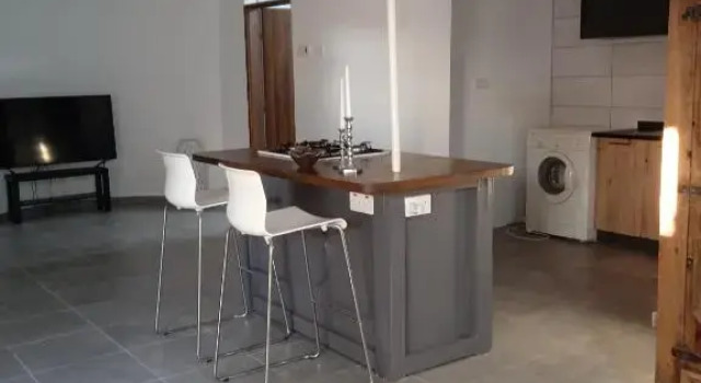 Deluxe pokoj Large basement house