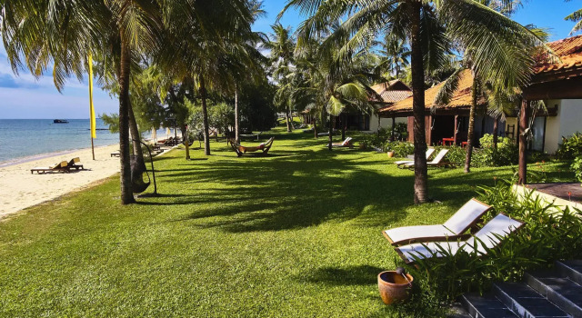Вилла рядом с пляжем Chen Sea Resort & Spa