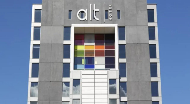 Alt Hotel Toronto Airport