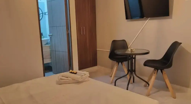 AC - House Laureles - Self Cheking, Prenota Bed & breakfast Laureles - Estadio.. 