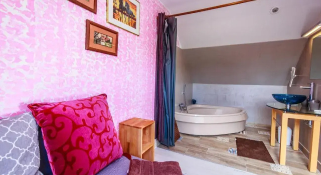 Cavalibre Mesquer chambre d'hôtes, Забронировать Отель Отели Меске с бассейном, Бассейн