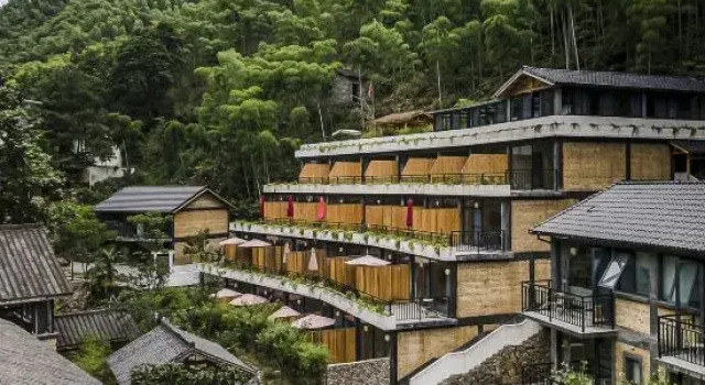 Anji Hidden Ancient Road B&B, Prenota Bed & breakfast Huzhou Zhejiang