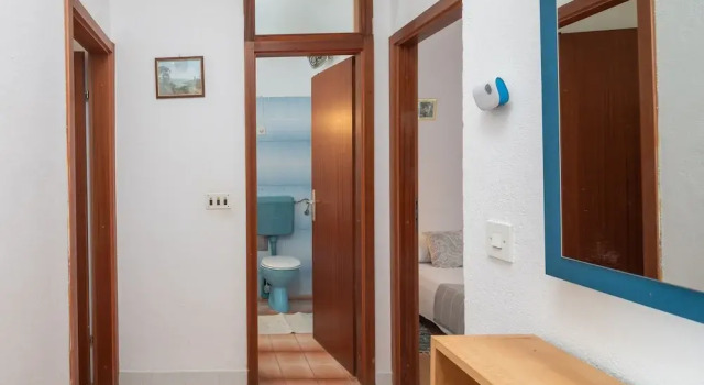 Apartments near beach Babic, Book Apartment Stobrec Split