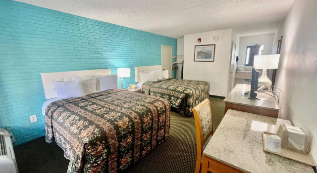 Четырёхместный номер Standard Inn at Atlantic City Hotel & Banquet