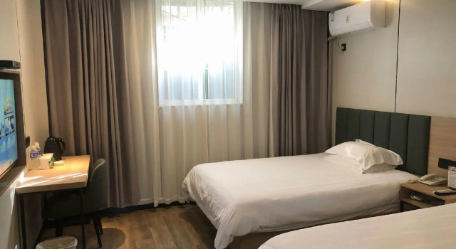 GreenTree Inn Yangzhou Slender West Lake Wencheng Attic Express Hotel, Prenota Hotel Yangzhou Jiangsu