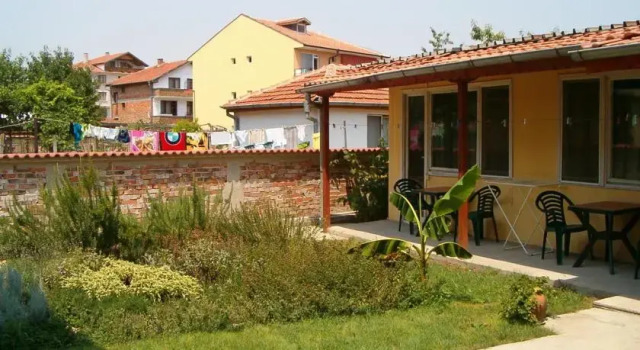 Fiesta Holiday Bungalows, Забронировать Отель Равда регион Солнечный берег
