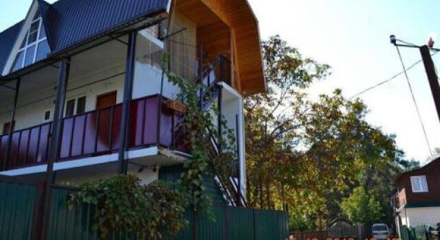 Guest House on Lesnaya 9A