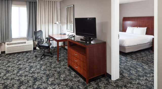 Двухместный люкс c 1 комнатой Hilton Garden Inn Austin North