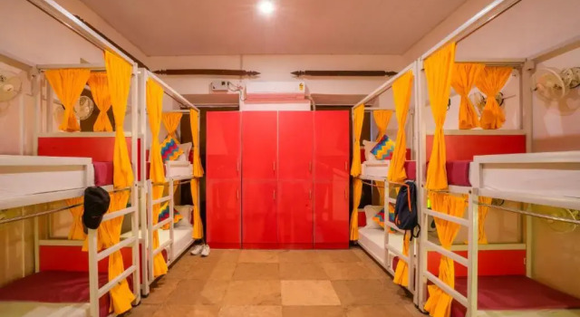 Кровать в общем номере (женский номер) Gostops Goa, Calangute - Rooms & Dorms